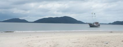Paranaguá Saneamento recebe licença para obras na Ilha do Mel Paranaguá Saneamento recebe licença para obras na Ilha do Mel